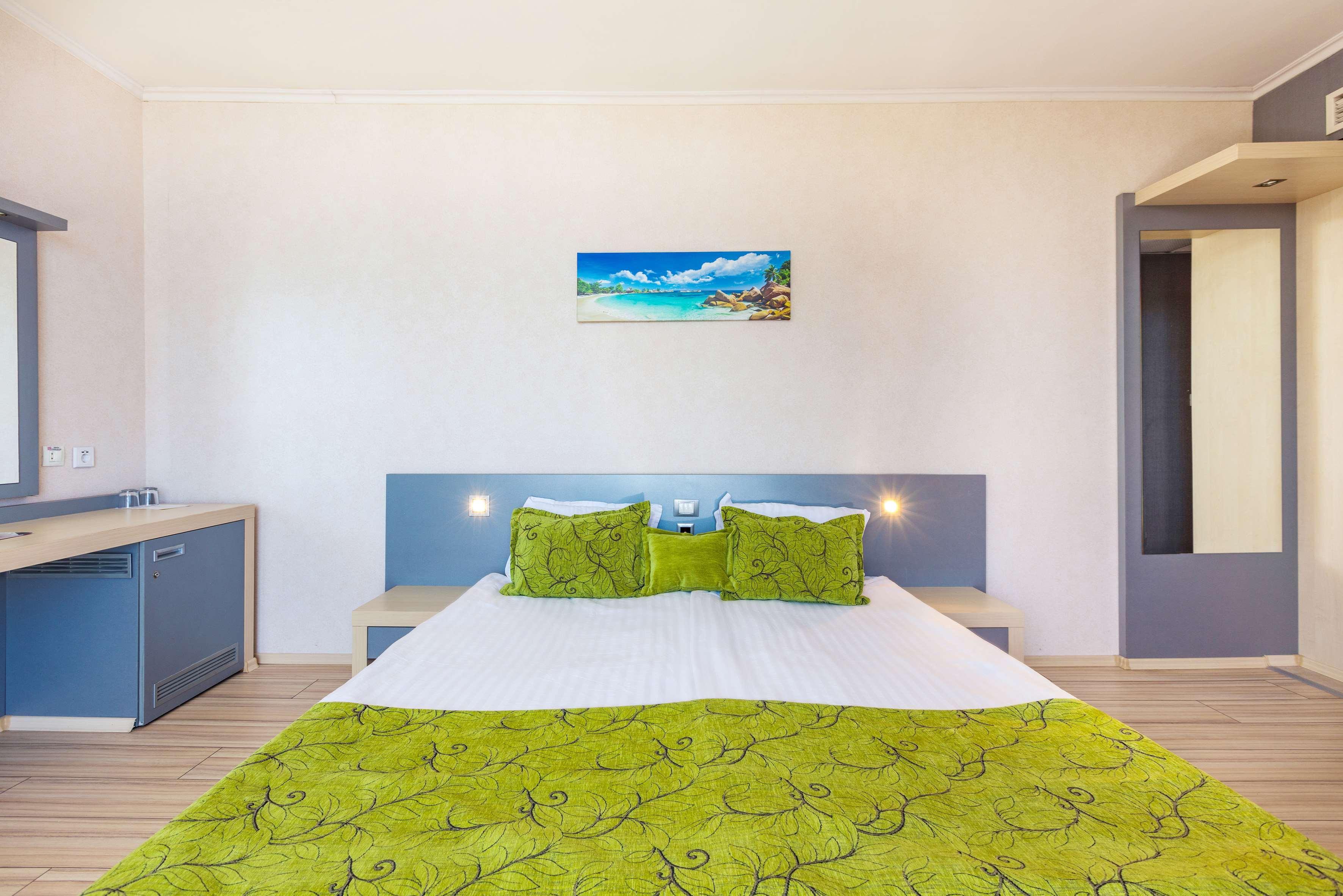 Sol Marina Palace (adults Only) Hotel